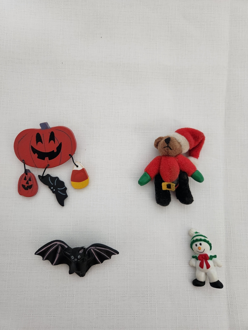 Vintage Holiday Pins - Halloween & Christmas.
